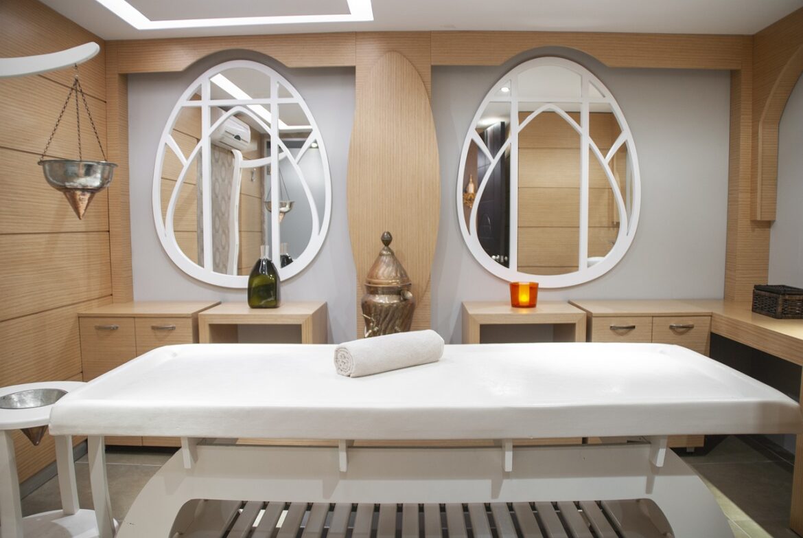 Die luxuriösesten Wellness-Behandlungen für euren Urlaub: Gold, Edelsteine & fernöstliche Rituale