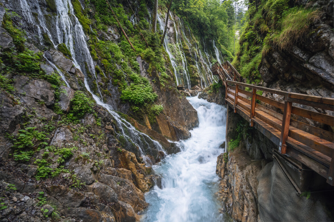 Einfach mal abschalten: Welche Wellness-Erlebnisse sind im Berchtesgadener Land typisch?
