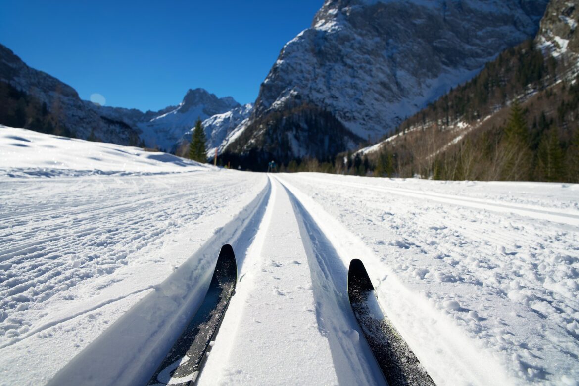 Langlauf im Leutaschtal: Winterurlaub auf dem Seefelder Hochplateau